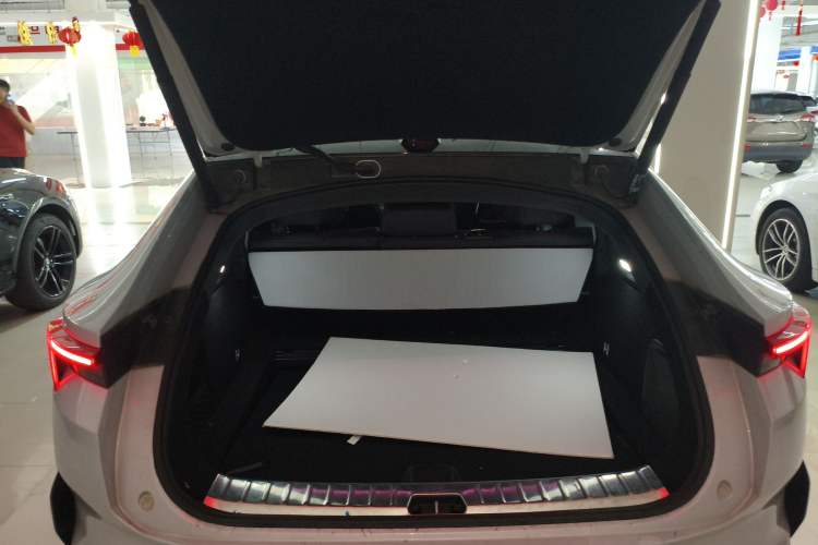 Used Polestar 4 2023 Single Motor Standard Range PLUS