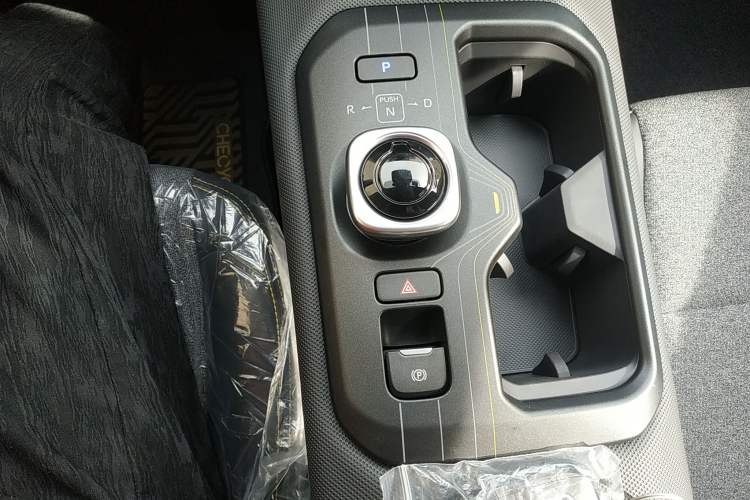 Used Toyota bZ5 2025 Model 550 JOY Gear Lever