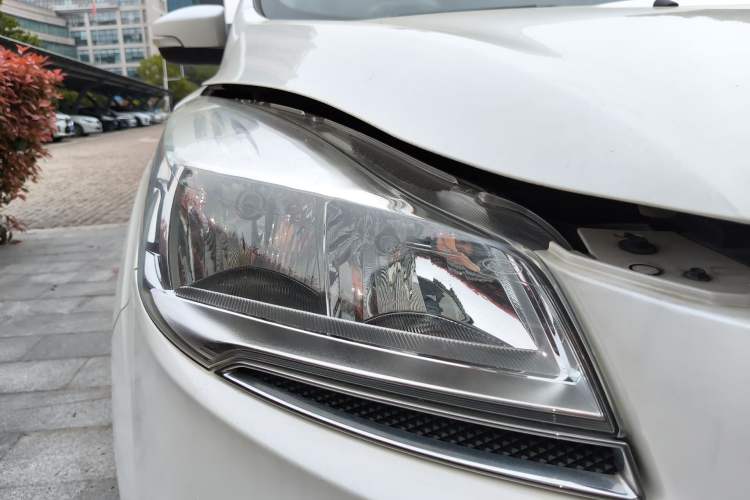 Used Ford Kuga 2013 1.6L GTDi Two-Wheel-Drive Comfort Model