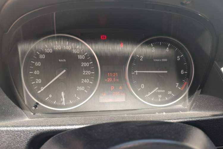 Used BMW X1 2013 sDrive18i Sport Design Package