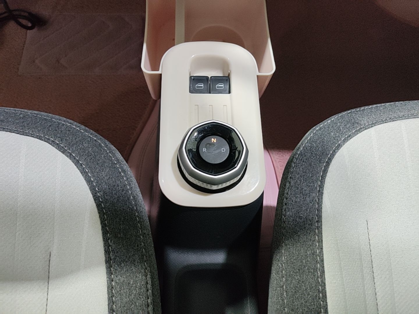 Geely Galaxy Panda 2025 210 km – Yuanqi Bear — снимка 16