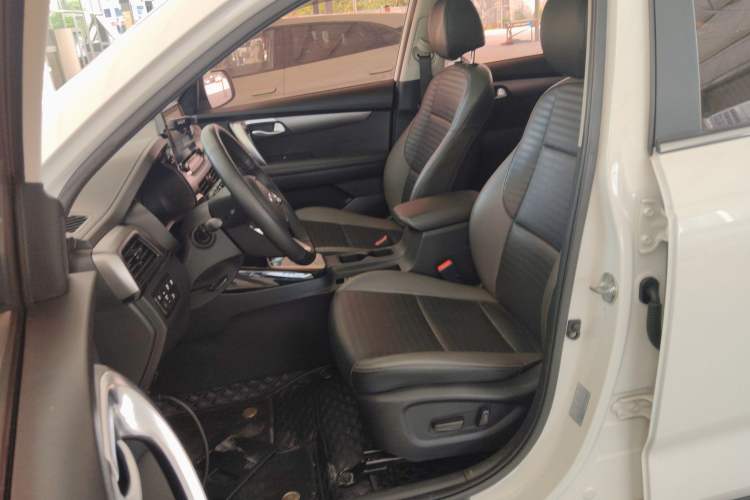 Used Kia Sportage R 2018 2.0L Automatic Smart Luxury Version China V Standard
