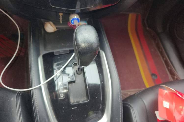 Used Nissan X-Trail 2015 2.0L CVT Comfort MAX Edition 2WD