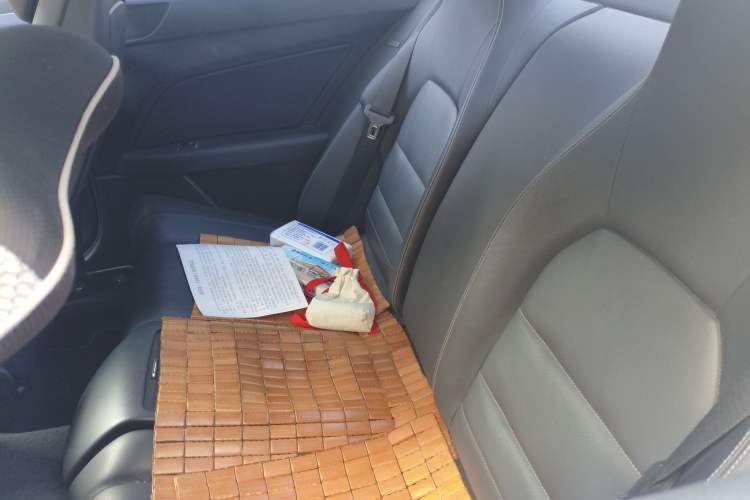 Used Mercedes-Benz E-Class 2011 E 260 CGI Coupe