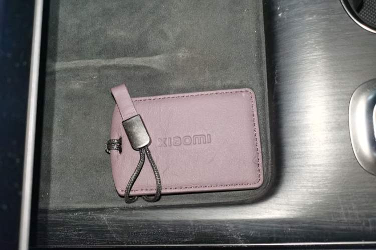 Used Xiaomi Auto SU7 2024 Rear-Drive Ultra-Long Range Advanced Pro-Level Intelligent Driving Version Interior 1