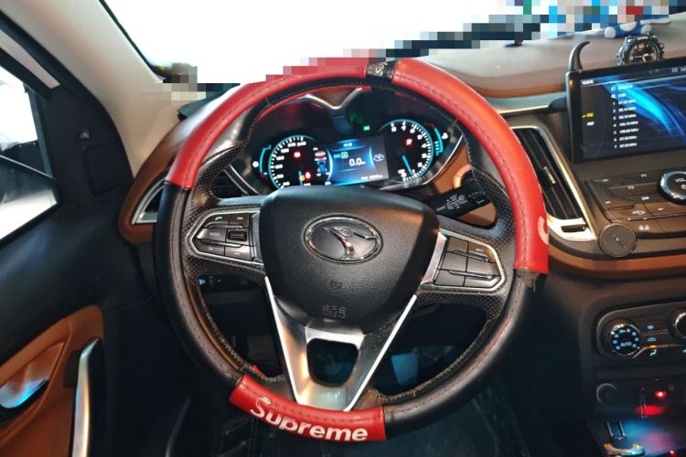 Used Soueast DX7 2015 1.5T Manual Luxury Model