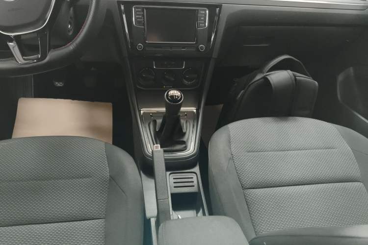 Used Volkswagen Bora 2019 Bora·Legend 1.5L Manual Fashion Edition China V Standard Gear Lever