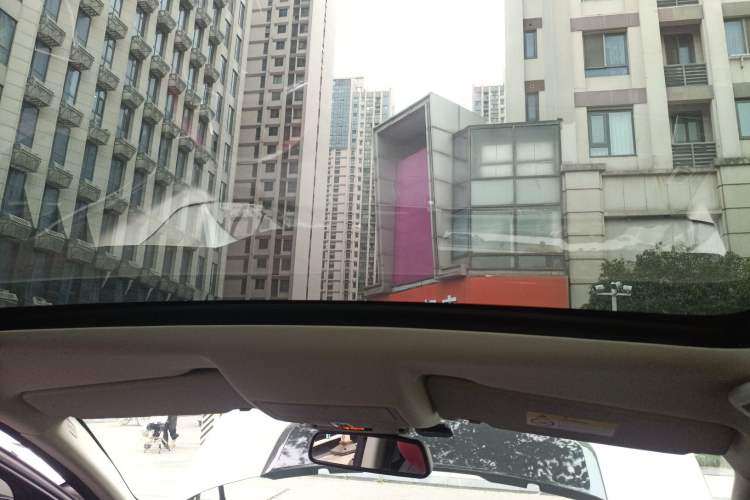 Used Land Rover Discovery Sport 2019 240 PS SE Dynamic Version China V Standard