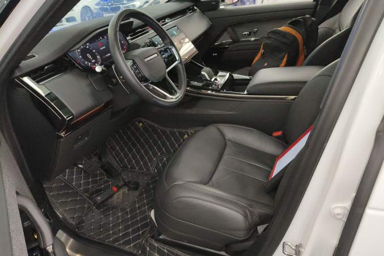 Used Land Rover Range Sport 2024 360 PS S Left Front Seat