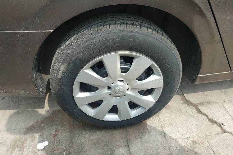 Used Peugeot 301 2014 1.6L Automatic Comfort Edition
