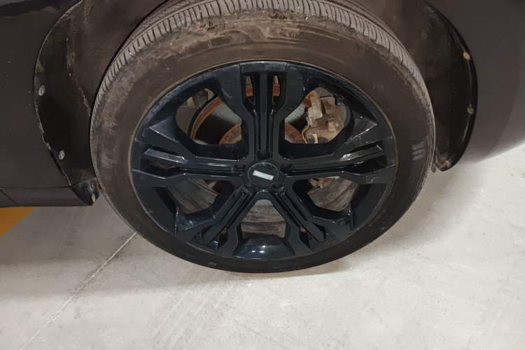 Used Wey VV7 2017 2.0T Flagship Model Right Front Wheel Hub