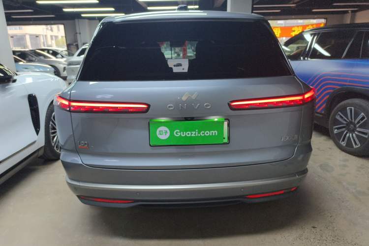 Used ONVO Luxeed L90 2025 Model—Ultra Six-Seater Version
