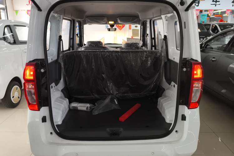 Used Wuling Zhiguang New Energy 2025 Standard Model