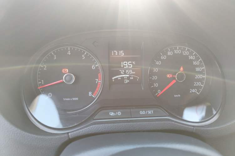 Used Volkswagen Polo 2014 1.4L Manual Fashion Edition
