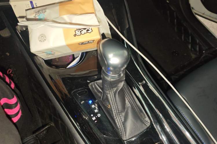 Used Toyota C-HR 2020 2.0L Leading Edition Gear Lever