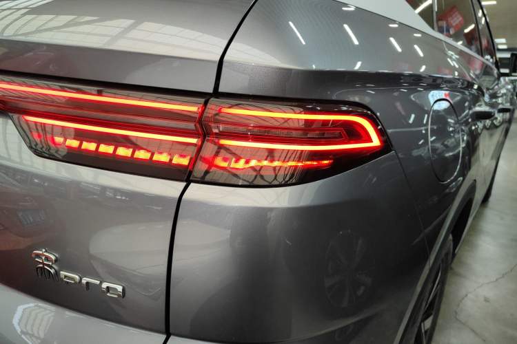 Used BYD Song Pro New Energy 2023 Champion Edition DM-i 71KM Leading Model Right Rear Taillight