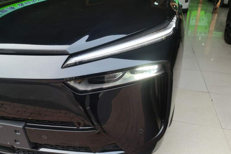 Used Wey Lanshan 2025 Four-Wheel Drive Max
