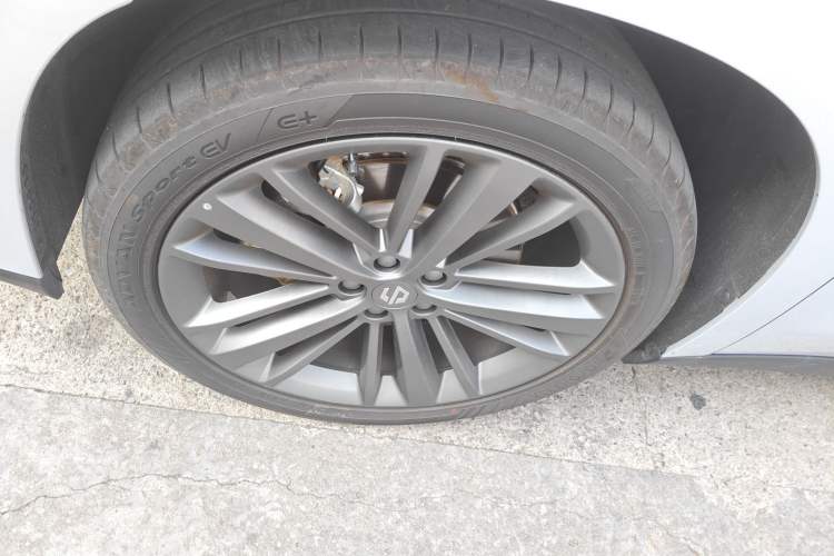 Used Leapmotor C16 2026 Pure Electric 630 LiDAR Zhizun Edition 5 Seats