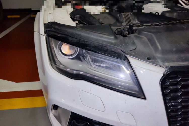 Used Audi A7 2013 50 TFSI quattro Comfort trim Right Front Headlight