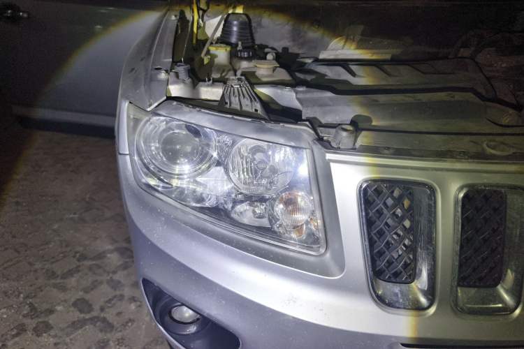 Used Jeep Compass 2011 2.4L four-wheel drive luxury version