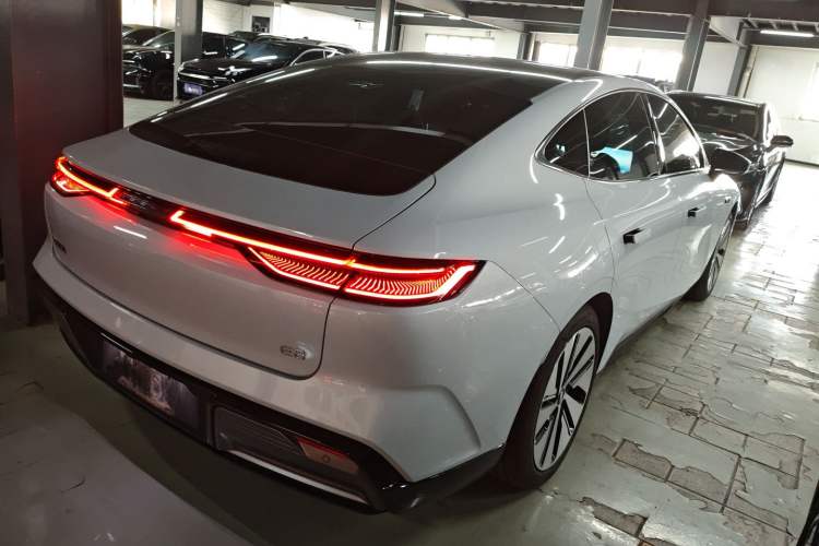 Used Geely Galaxy E8 2024 550 km Range Rear-Drive MAX