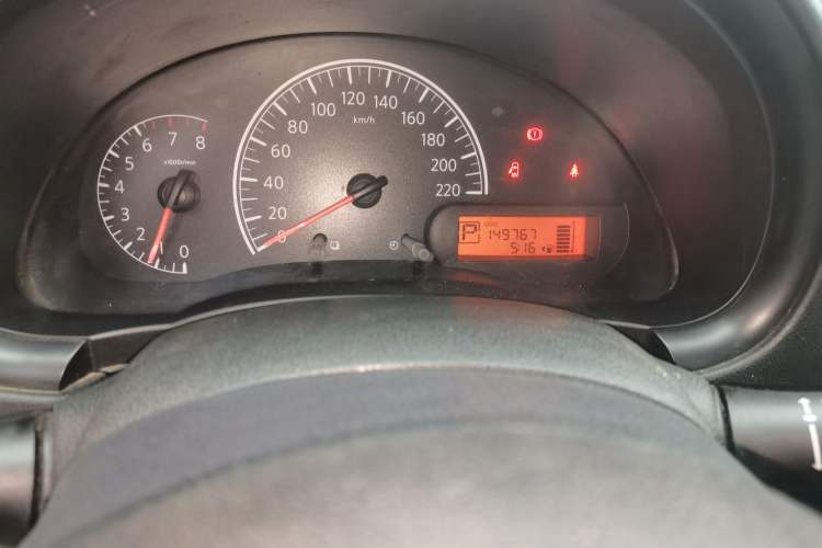 Used Nissan Sunny 2011 1.5XE CVT Comfort Edition Odometer Close Up