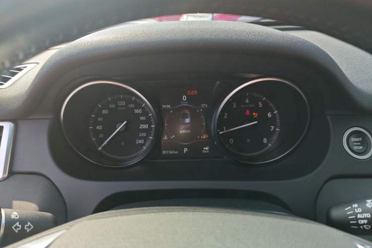 Used Land Rover Discovery Sport 2017 2.0T SE
