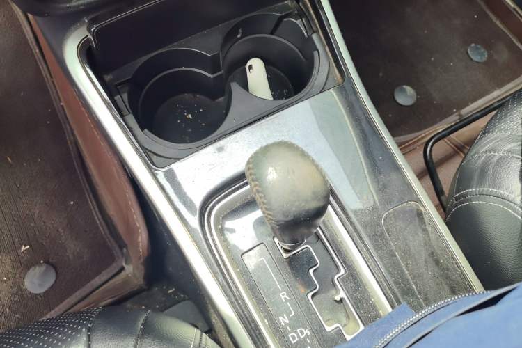 Used Mitsubishi Outlander 2018 2.0L Two-Wheel Drive Glory Edition 5 Seats