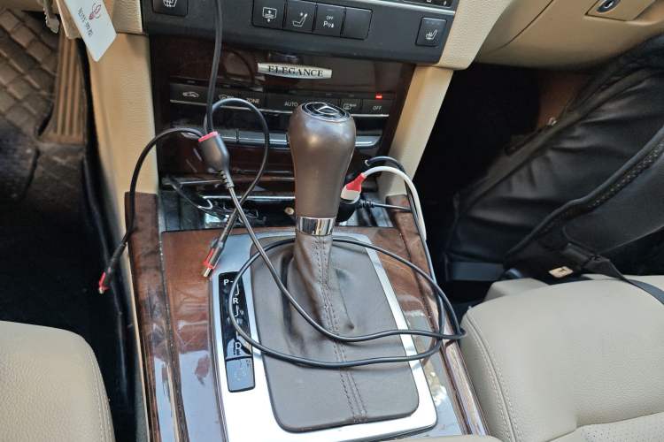 Used Mercedes-Benz E-Class 2011 E 200 L CGI Elegant Model