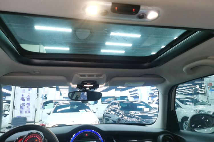 Used MINI 2018 1.5T ONE PLUS Five-Door Edition Headliner