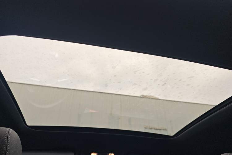 Used Mercedes-Benz A-Class 2020 Restyled A 200 L Sport Sedan Fashion Version Headliner