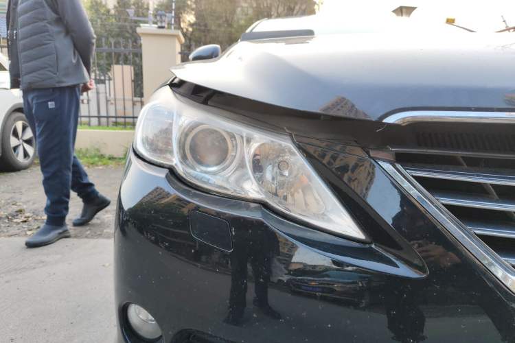 Used Toyota Reiz 2010 2.5V Fengdu Elite Edition Right Front Headlight