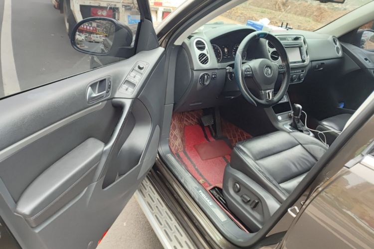 Used Volkswagen Tiguan L 2015 1.8TSI Automatic Two-Wheel Drive Luxury Model