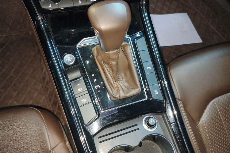 Used Volkswagen Phideon 2021 380TSI Luxury Edition
