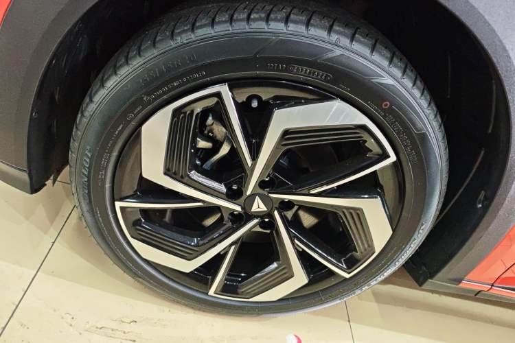 Used Deepal S07 2024 215Max Qiankun Intelligent Driving ADS SE Range-Extended Version
