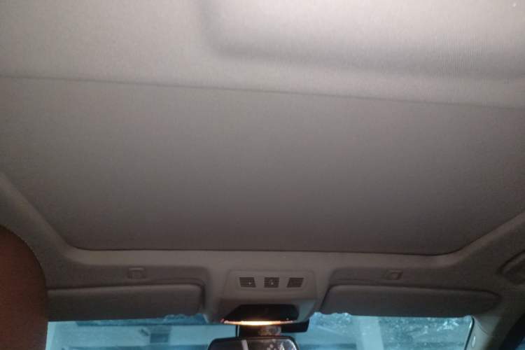 Used BMW 5 Series 2017 525Li Leading Model