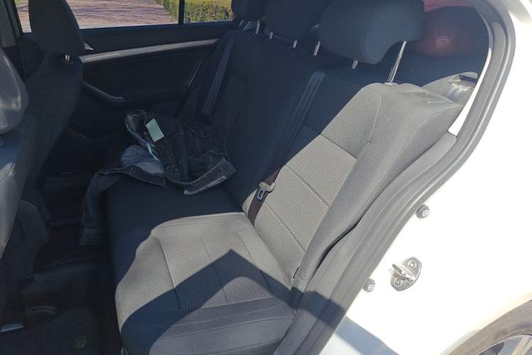 Used Volkswagen Lavida 2017 1.6L Automatic Fashion Edition
