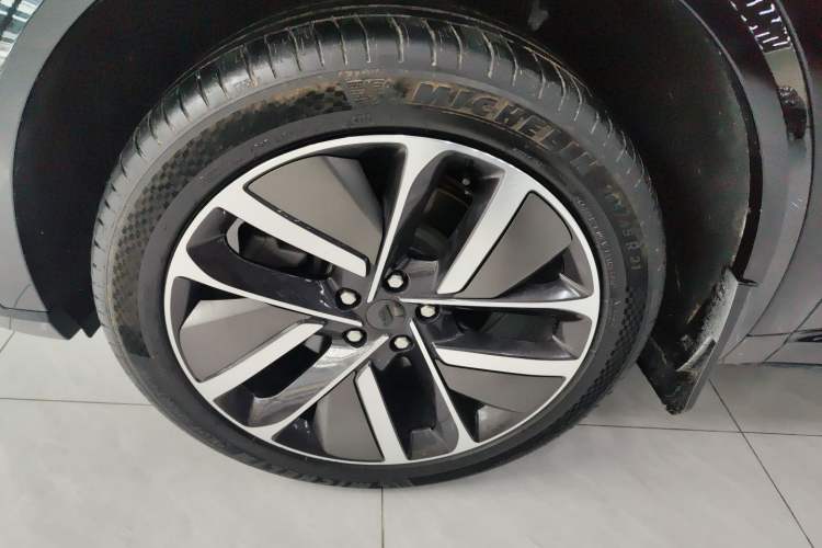 Used Li Auto L9 2024 Ultra Model
