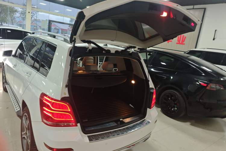 Used Mercedes-Benz GLK-Class 2015 GLK 300 4MATIC Fashion Edition Ultimate Version
