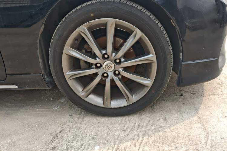 Used Toyota Reiz 2012 2.5V Fengdu Elite Stylish Edition Right Front Wheel Hub