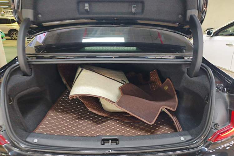 Used Volvo S90 2020 T5 Zhiyi Luxury Edition