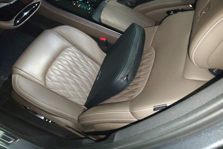 Used BYD Han 2023 EV Champion Edition 605KM Front-Drive Premium Model Left Front Seat