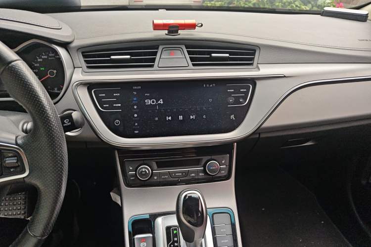 Used Geely Auto Emgrand GL 2018 1.4T DCT Flagship Edition Audio And AC Panel