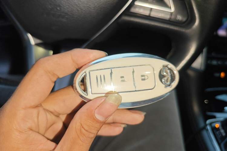 Used Infiniti Q50L 2018 2.0T Enjoyment Edition China V standard Vehicle Key