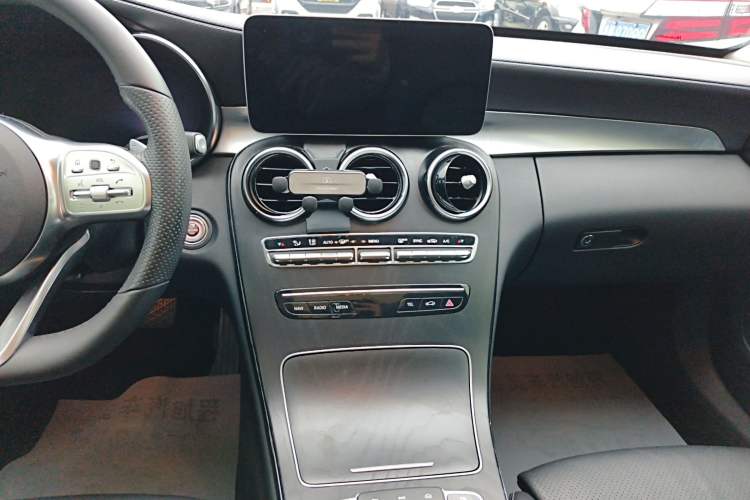 Used Mercedes-Benz C-Class 2021 C 200 L Fashion Edition Sport Version Audio And AC Panel