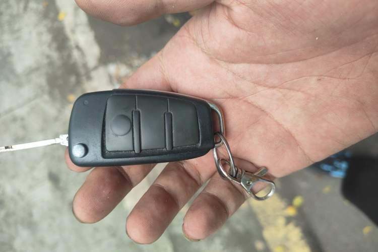 Used Wuling Rongguang V 2018 1.5L Standard Version Vehicle Key