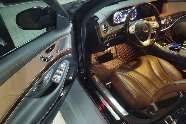 Used Mercedes-Benz S-Class 2018 S 350 L Driver Seat