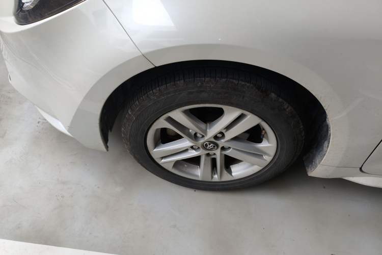 Used Toyota Levin 2019 185T CVT Luxury Edition China VI Standard Left Front Wheel Hub