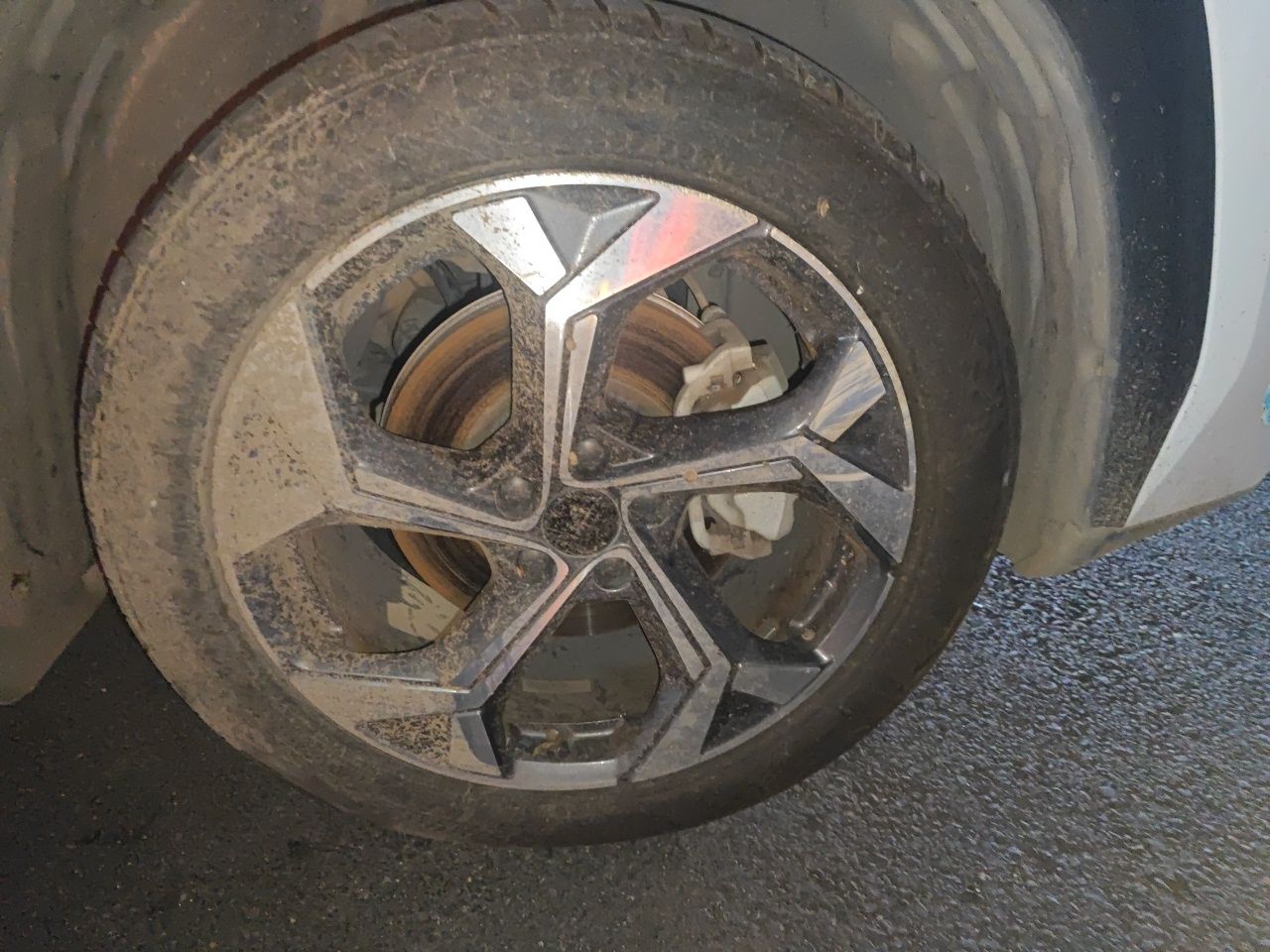 Geely Auto FX11 2023 1.5TD DCT Prestige Edition — снимка 8