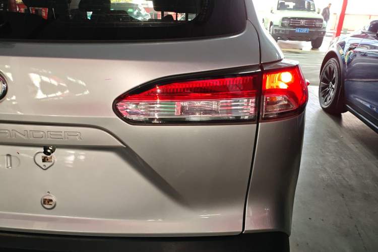 Used Toyota FRONTLANDER 2022 2.0L CVT Elite Edition